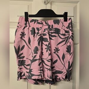 NWT Pact 'Staycation Sleep Short' pajama bottoms size XS, Mirrored Palms